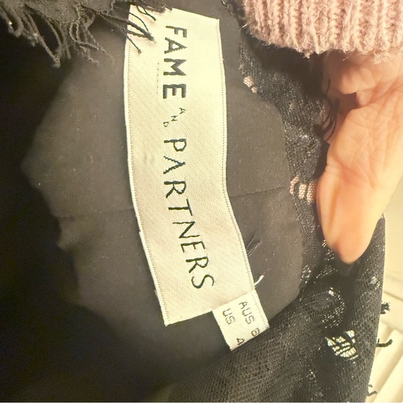 Fame and Partners 🖤 Black Lace Gown - Picture 6 of 7